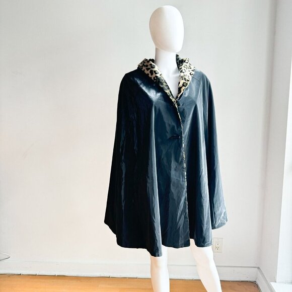 Vintage Reversible Animal Print Black Nylon Cape w hood  OS - Picture 7 of 8